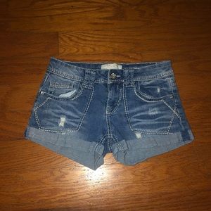 No Boundaries jean shorts